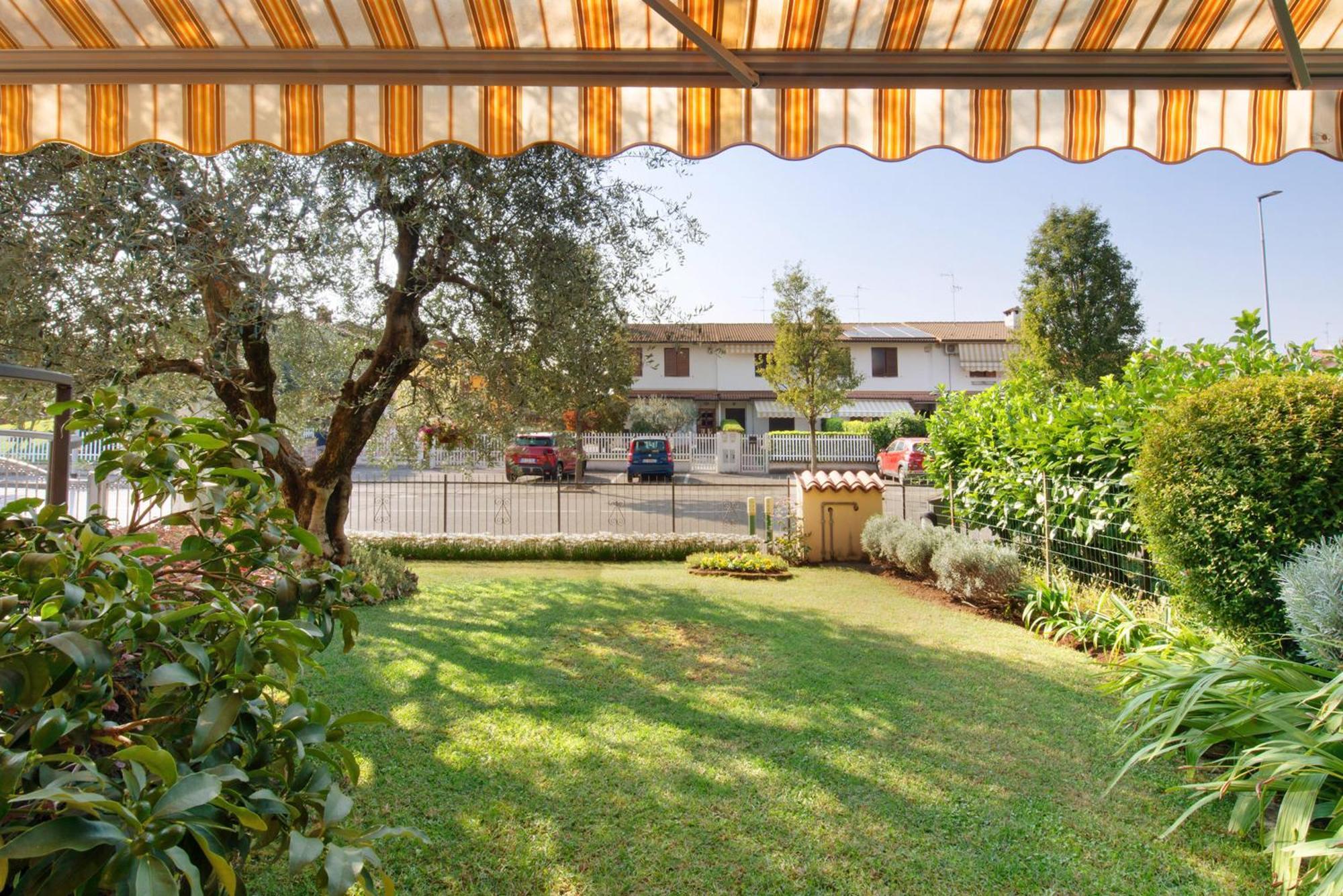 Casa Elli Villa Osio Sotto Ngoại thất bức ảnh
