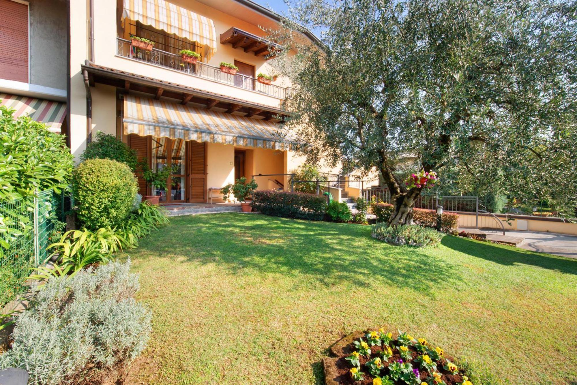 Casa Elli Villa Osio Sotto Ngoại thất bức ảnh